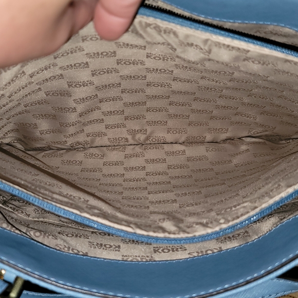 MK shoulder bag - Picture 8 of 10